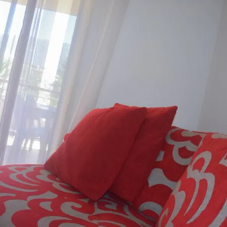 Lovely 3 Bedroom With Pool شقة بويرتو ذي لا كروز