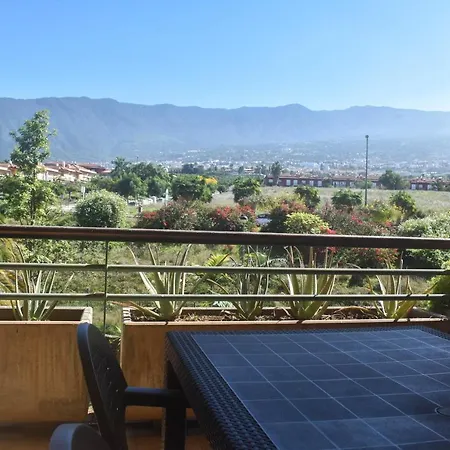 شقة Lovely 3 Bedroom With Pool