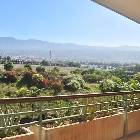 شقة Lovely 3 Bedroom With Pool *