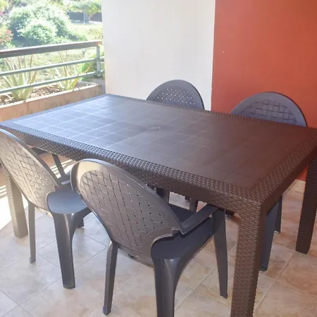 Lovely 3 Bedroom With Pool شقة *